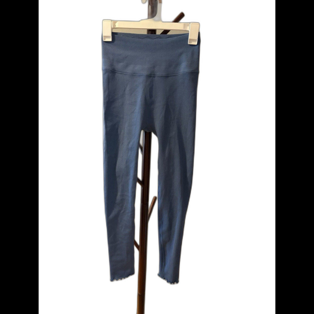 Spiritual Gangster Leggings XS/S Ruffle Legging 7/8 Blue Legging
